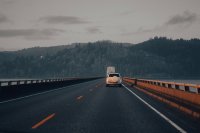 Zo roadtrip je met een elektrische auto zonder laadstress