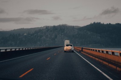 Zo roadtrip je met een elektrische auto zonder laadstress